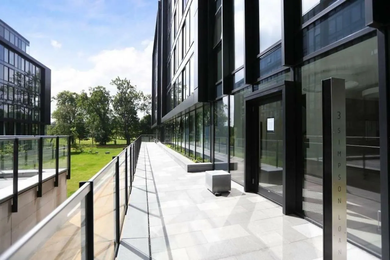 Luxurious, Central 1 Bed In Quartermile - Parking Apartment Edinburgh