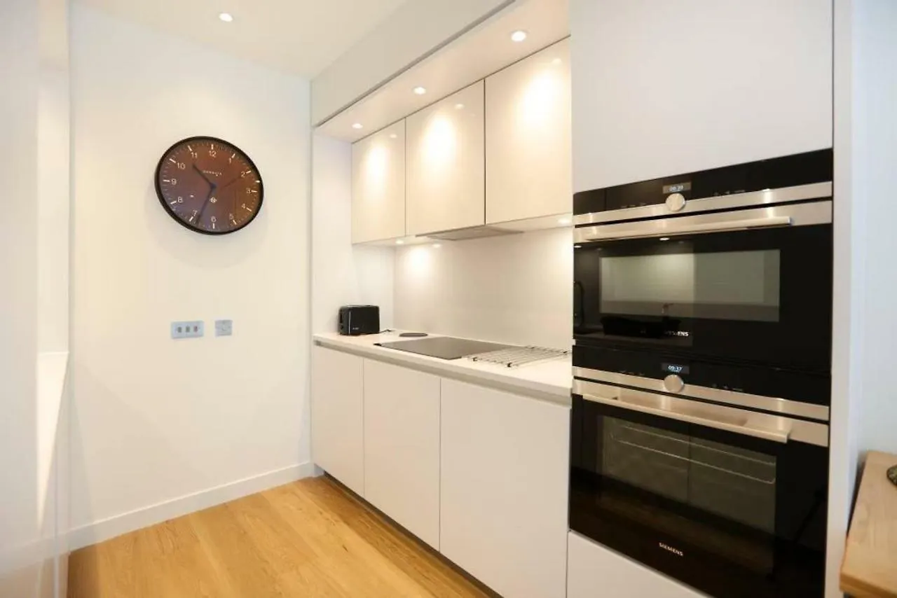 Luxurious, Central 1 Bed In Quartermile - Parking Apartment Edinburgh