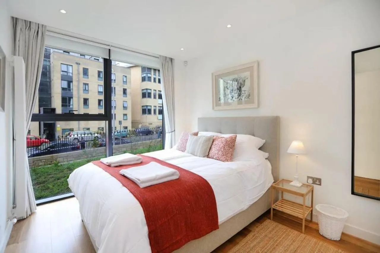 Luxurious, Central 1 Bed In Quartermile - Parking Apartment Edinburgh United Kingdom